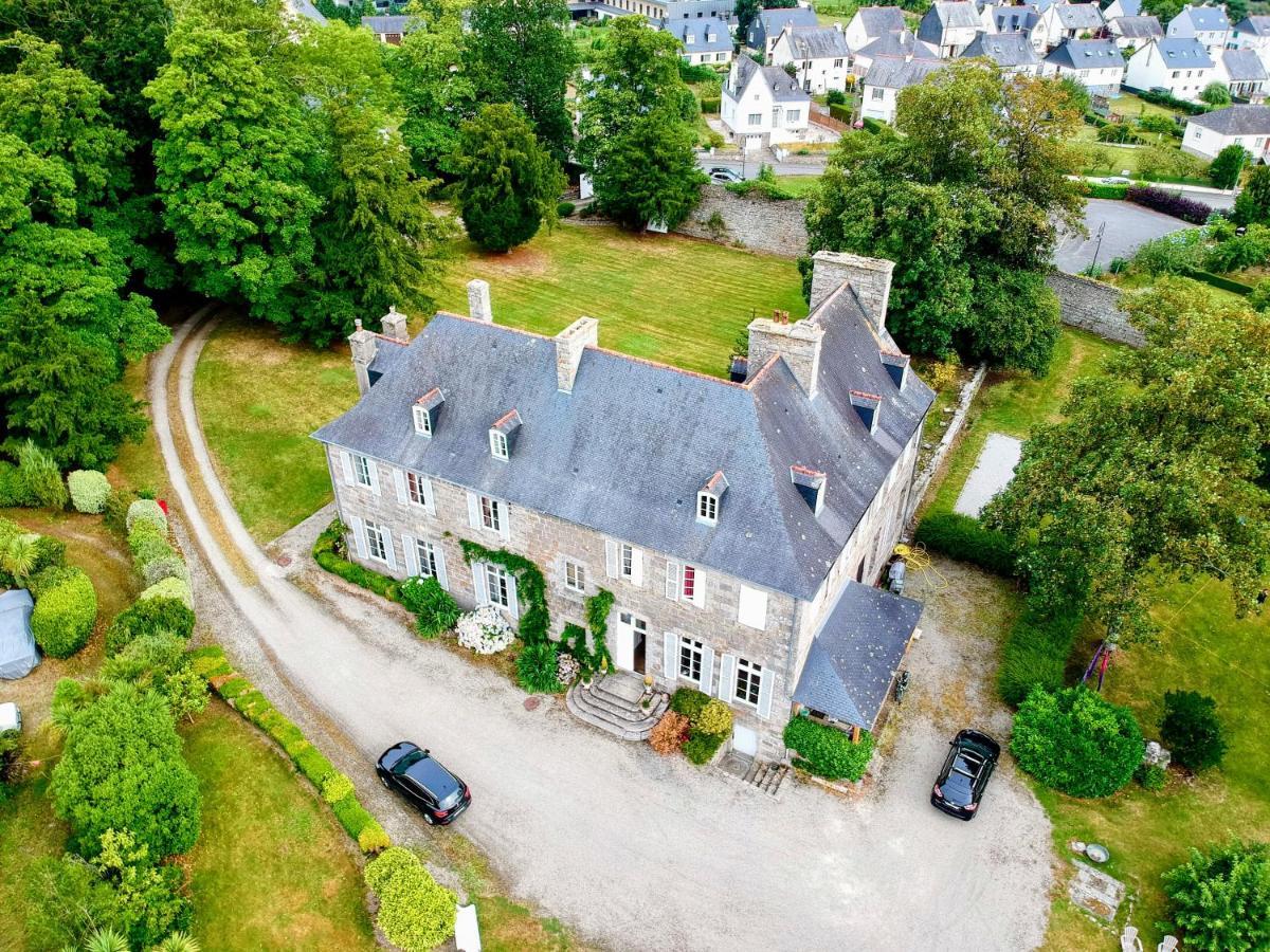 Les Gites De Roz-Maria Quintin Exterior photo