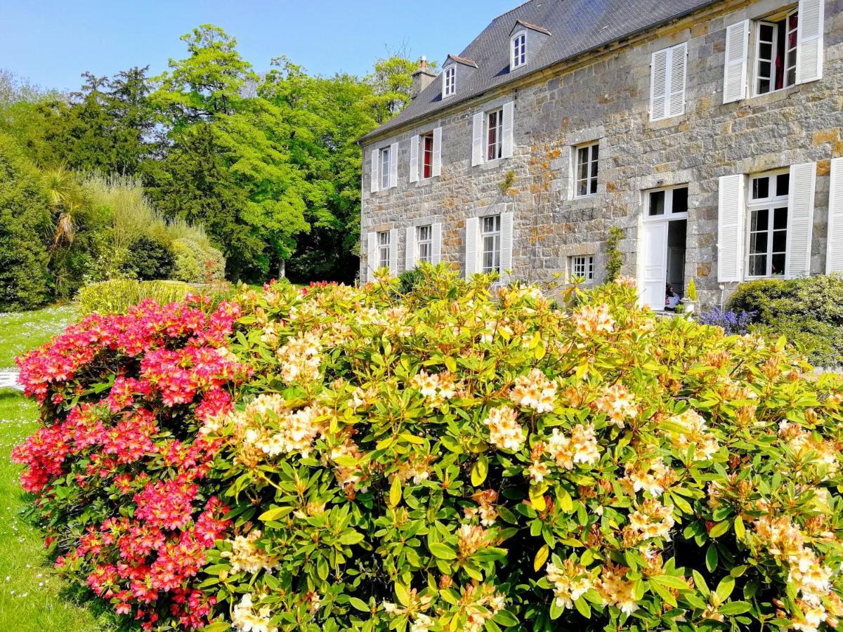 Les Gites De Roz-Maria Quintin Exterior photo